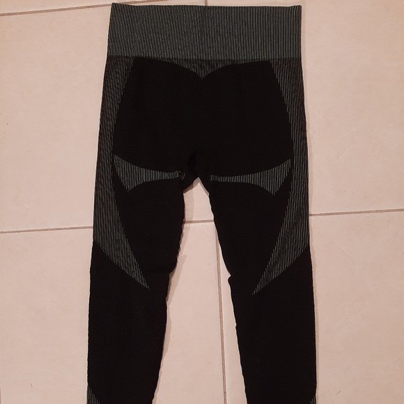 New High Quality Sexy Leggings. - Picture 14 of 15